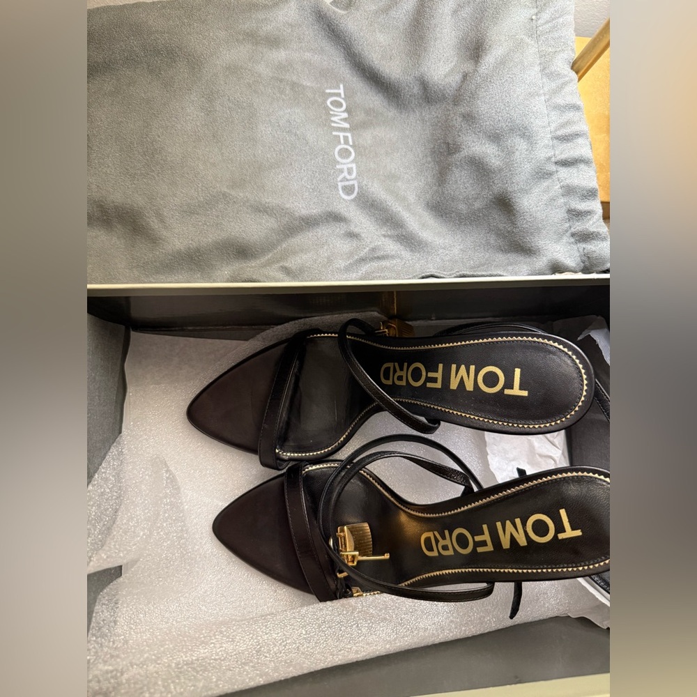Tom Ford Heels - Used - In Good Condition - Comes with duffle bags and shoe box